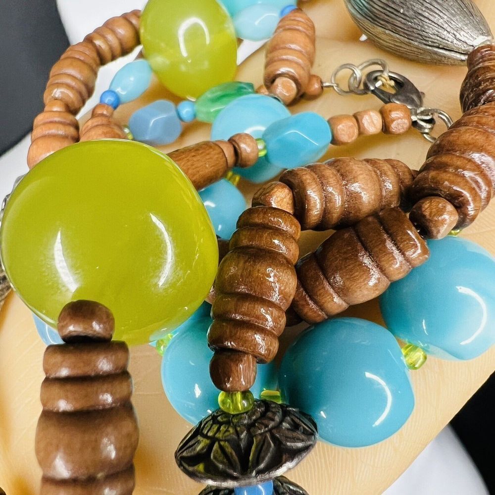 Vintage Lucite Wood Silver Beads Tibetan Necklace Mixed Media Chunky Beads 4009 - Picture 11 of 13